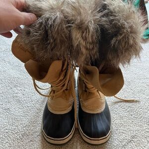 Women’s Sorel Fur Lined Winter Boots